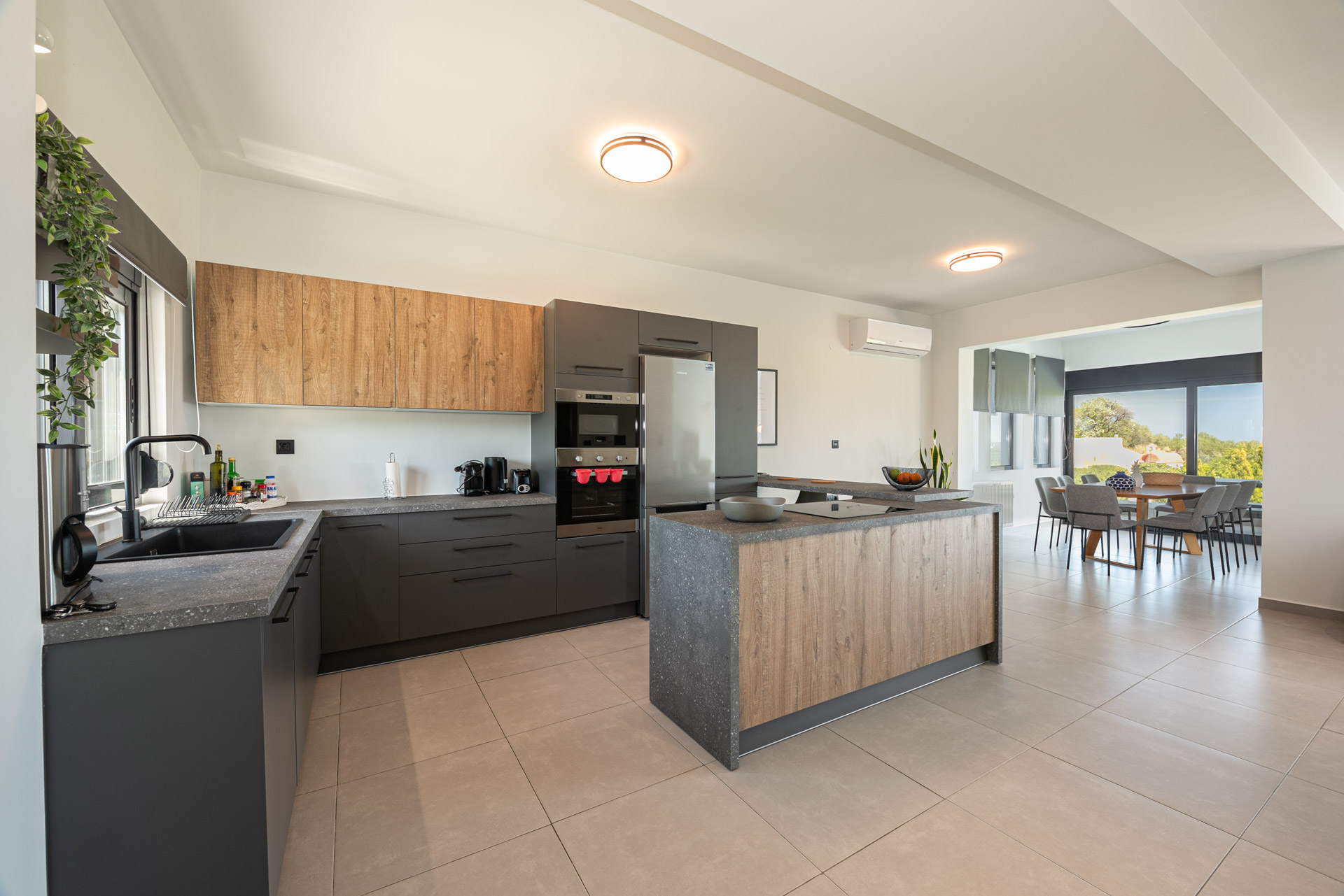 Aurora Luxury Villa