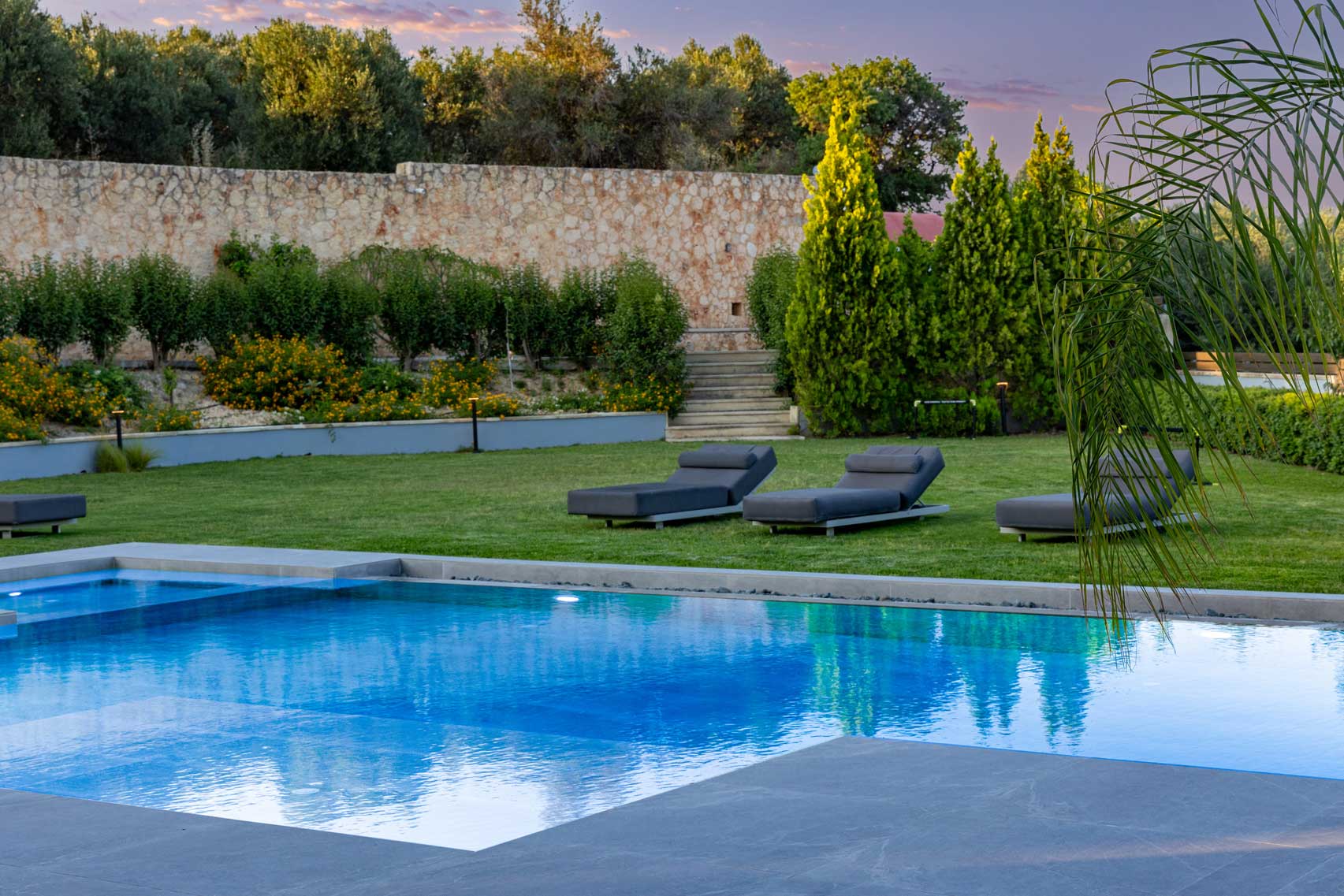 Aurora Luxury Villa